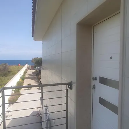 Seagull Sea & Airport Apartament *