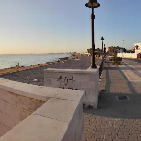 Seagull Sea & Airport Apartmán Bari