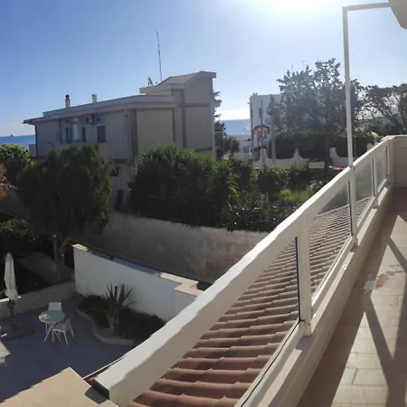 Seagull Sea & Airport Apartment Bari