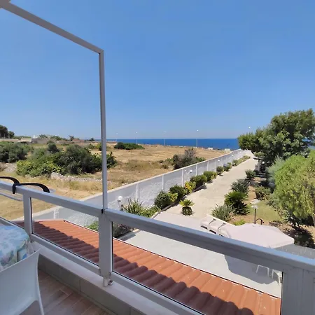 Seagull Sea & Airport Lägenhet Bari